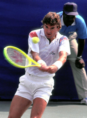 HD_P-18 - Jimmy Connors returning shot at U.S. Open. (1989)