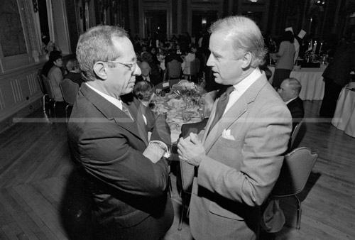 HD_P-28 - Then Gov. Mario Coumo (D-NY) and Senator Joseph Biden (D-DE) in a discussion at annual Chai Brunch held at the Hotel DuPont in Wilmington, Delaware on 31 January, 1993